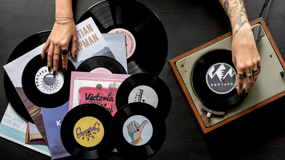 8 Reasons Artists Should Sell Music on Vinyl