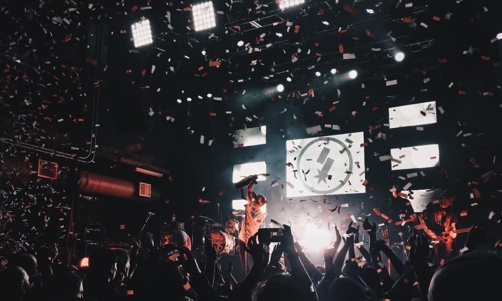 How to Approach Music Venues & Get More Bookings