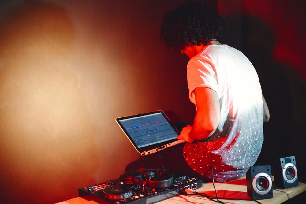 How to Switch Music Distributors Without Losing Streams