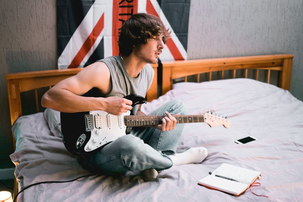 How to Write a Song | 12 Songwriting Tips from the Pros