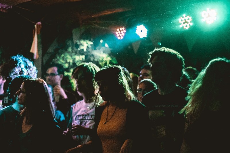 How to find music promoters & book gigs - live music gig