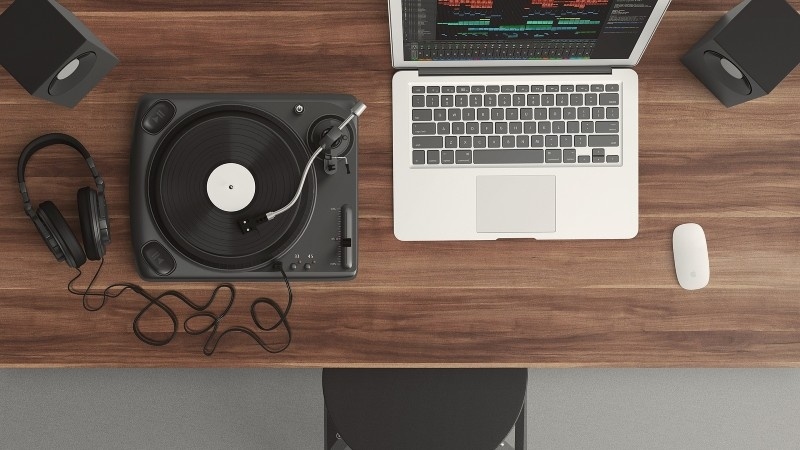 Music production tips for beginners - Important gear
