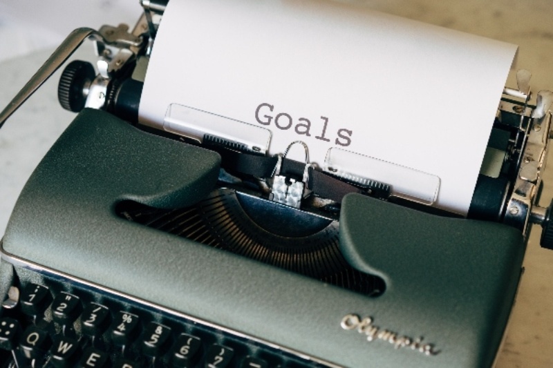 Albums vs EPs vs Singles: A Guide to Releasing Music - set your goals