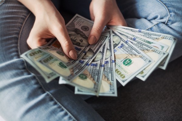 Independent vs Signed: What’s Best for Your Music Career? - money