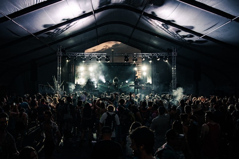 How to Become a Music Photographer