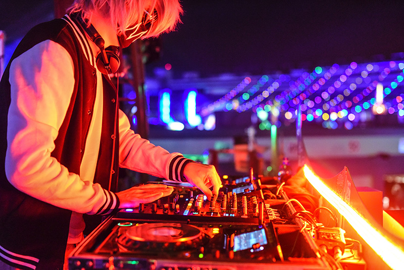 Ein Gaming-Sync-Guide: Wie man Musik für Videospiele erstellt – DJ spielt live