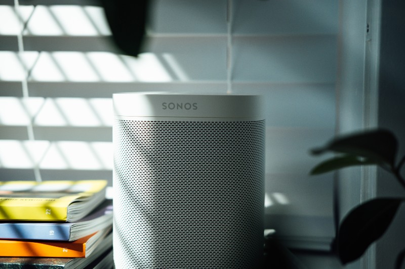 Mono vs Stereo Sound: Which Should You Choose & Why? - Sonos speaker