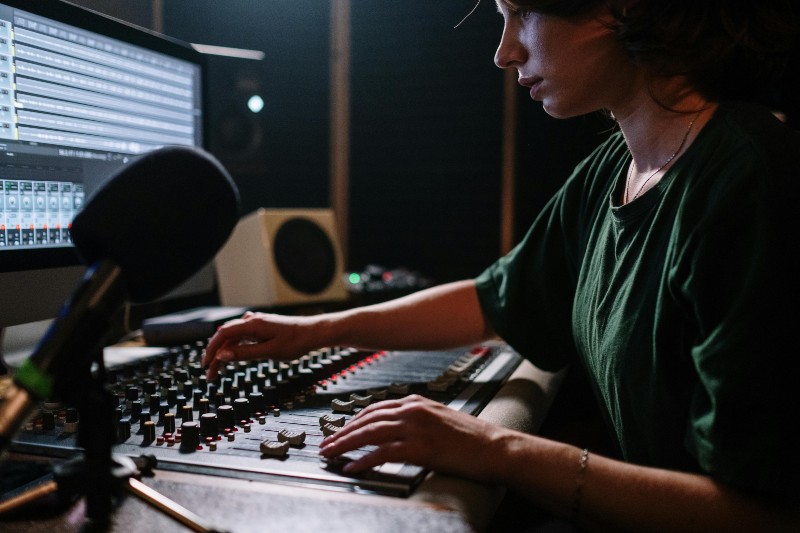 Specific Release Times: The Best Time to Release Music - artist in studio