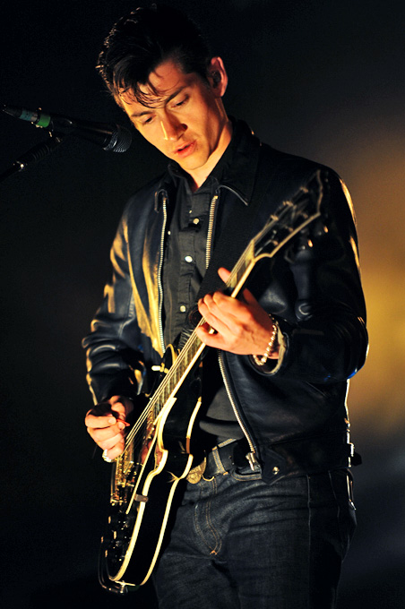 Alex turner performing live