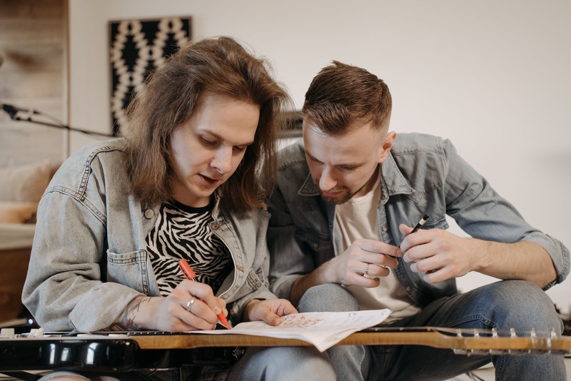 How Much Does Social Media Platforms Pay Artists?