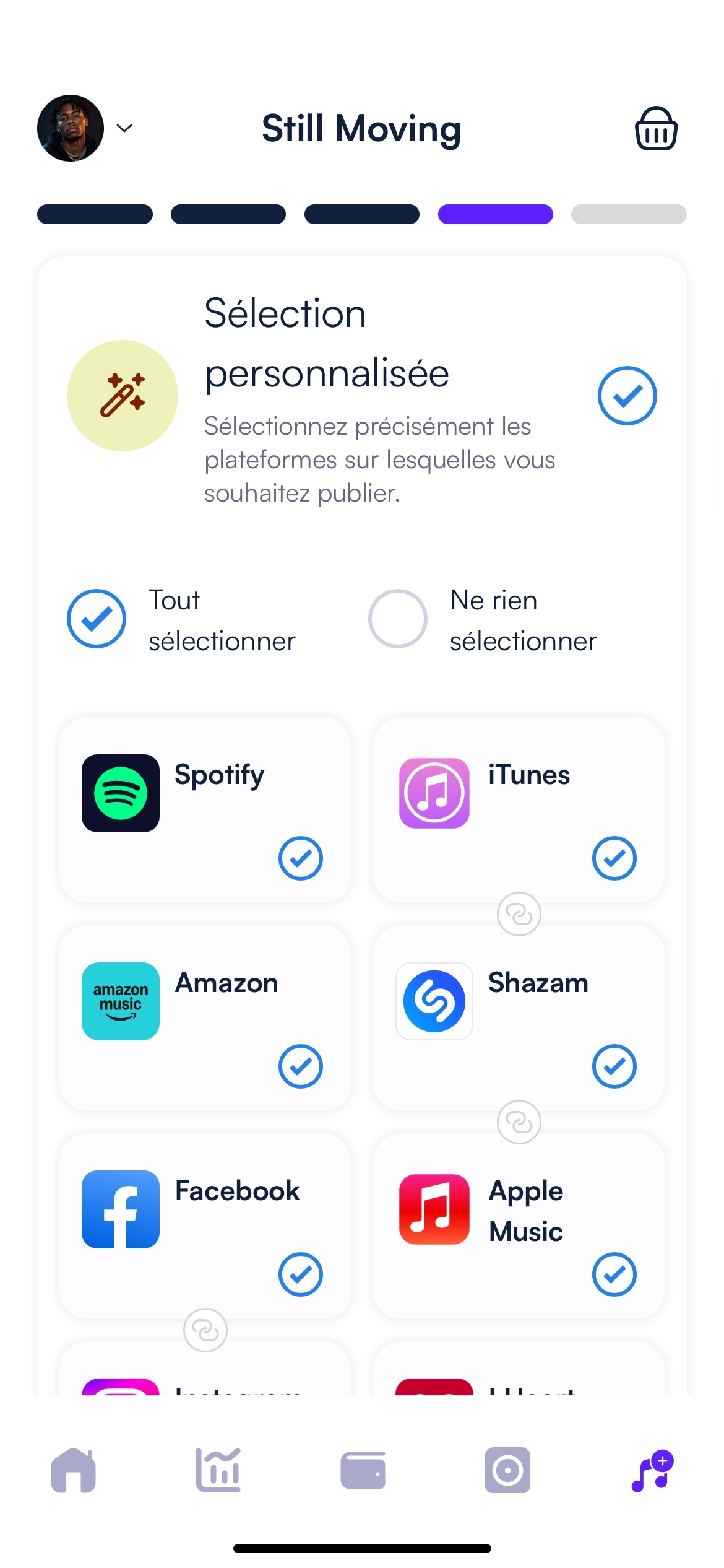 Écran du Release Builder permettant de sélectionner les plateformes pour une nouvelle sortie